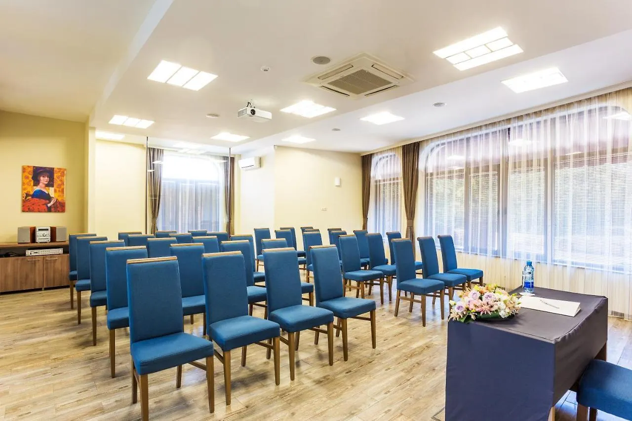 Landmark Creek Hotel And Wellness Plovdiv 4*,