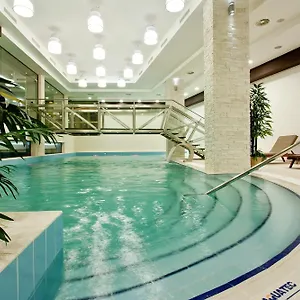 Earth & People & - Free Parking & Swimming Pool Hotel Sofia
