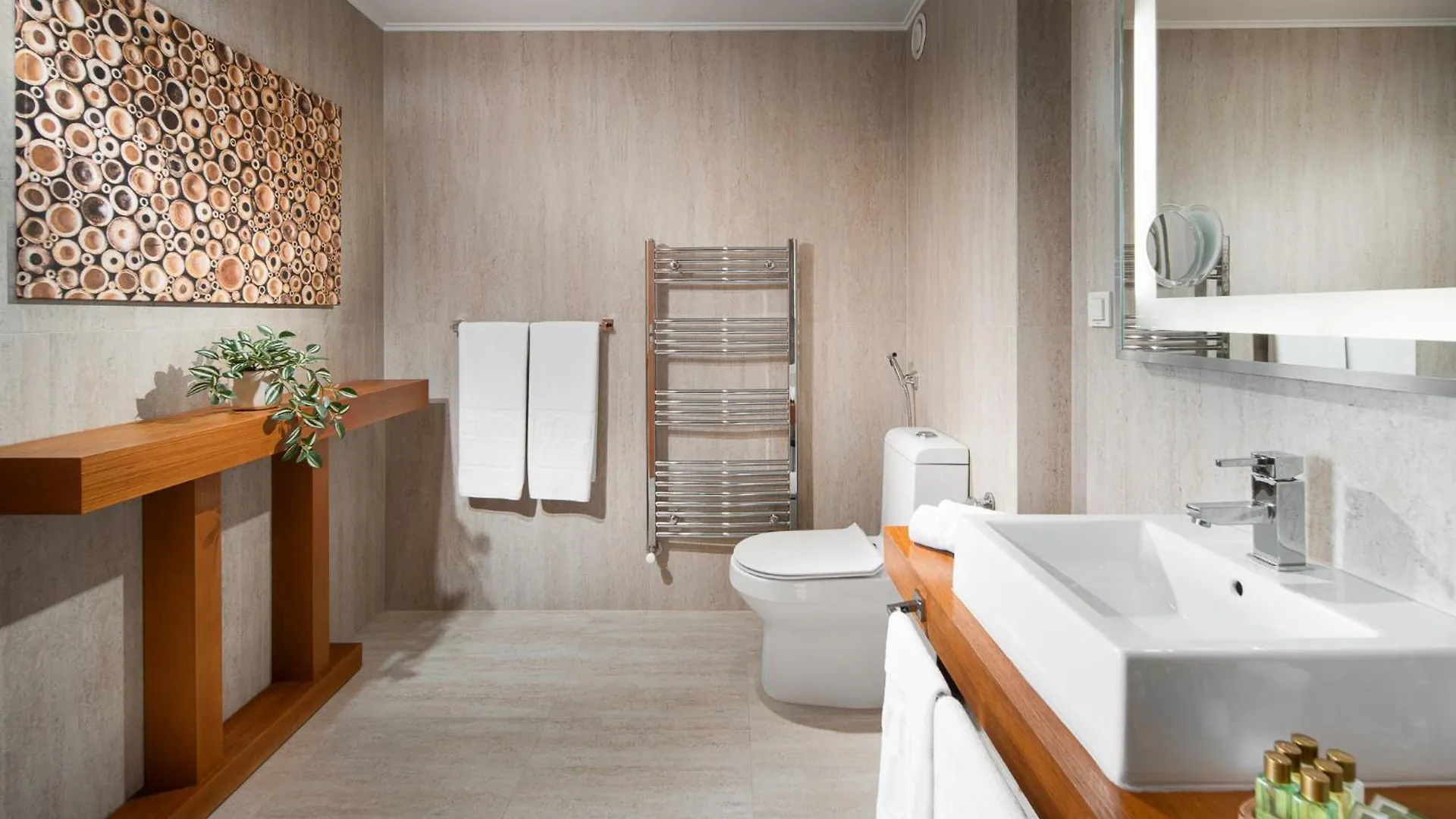 Landmark Creek Hotel And Wellness Plovdiv 4*,  Bulgarie