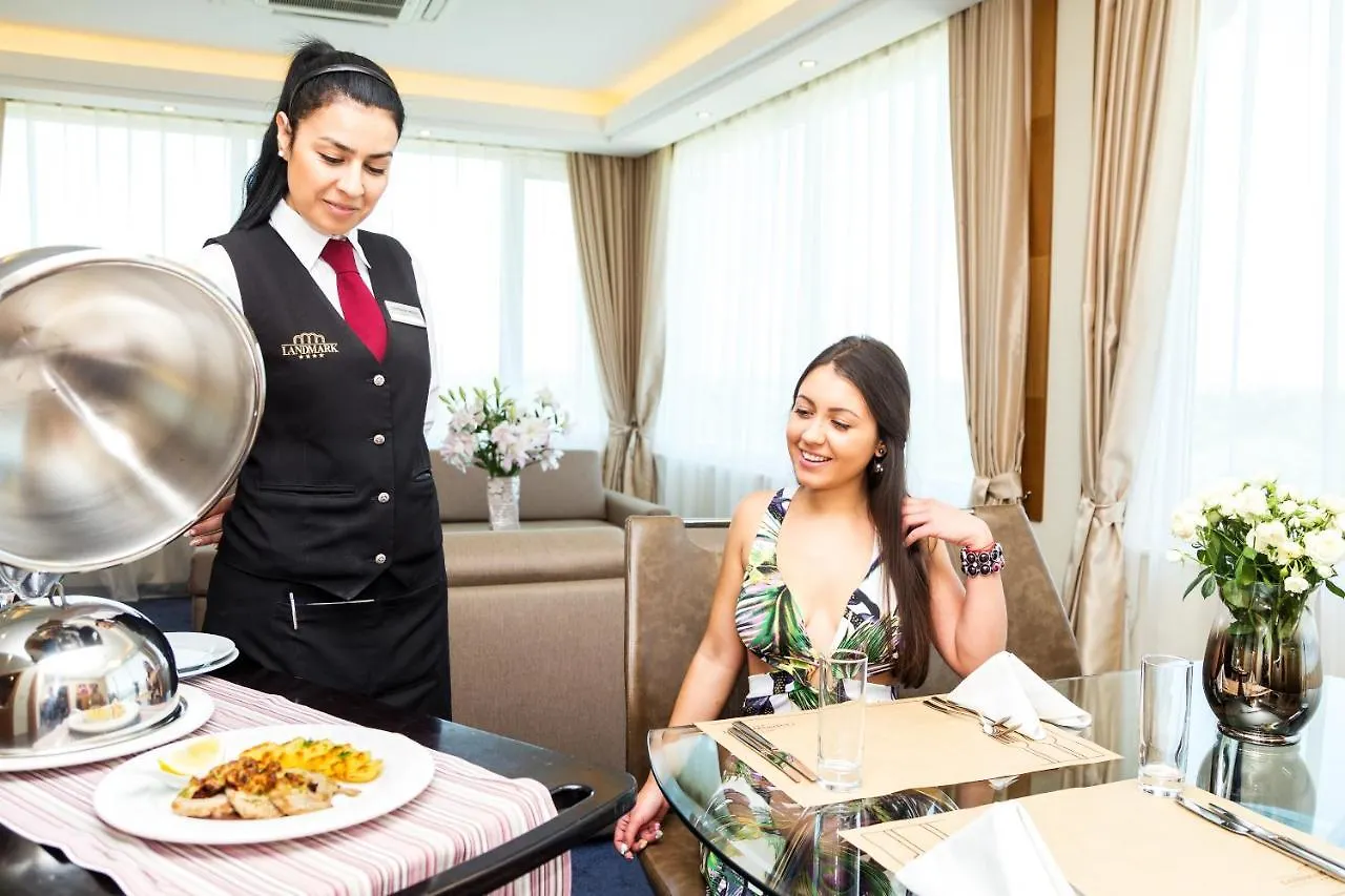 Landmark Creek Hotel And Wellness Plovdiv 4*,